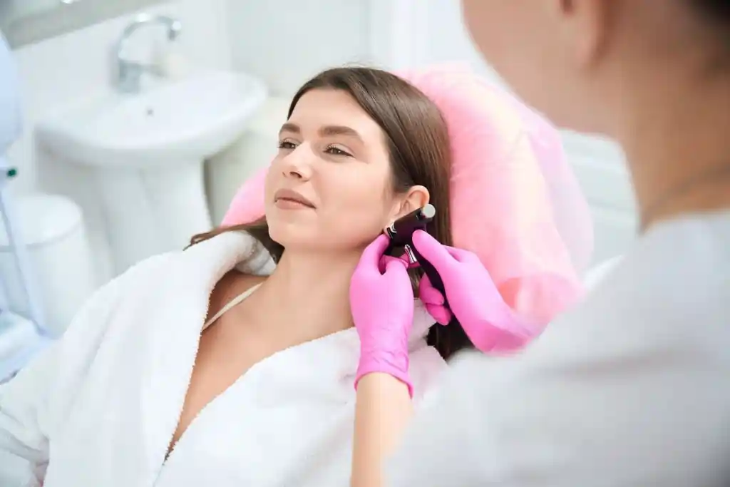 Steril ve Acısız Ankara Kulak Deldirme Hizmeti